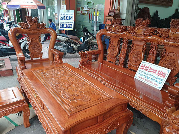 Bàn ghế Minh Quốc Nghê gỗ Hương Đá tay 12