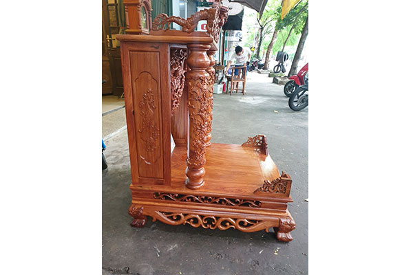 Ban Thần Tài trương Rồng gỗ Hương