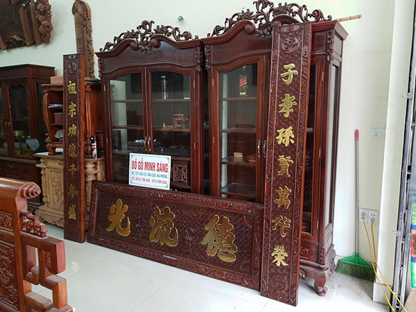 Đại tự câu đối dát vàng gỗ Gụ