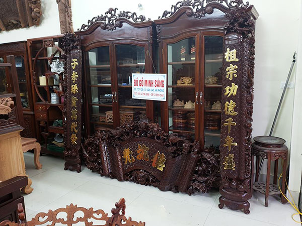 Quấn thư câu đối Long hóa dát vàng gỗ Gụ
